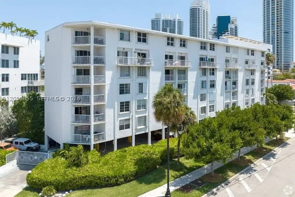 17800 Atlantic Boulevard Sunny Isles Beach FL 33160