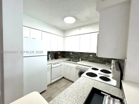 1500 Bay Road Miami Beach FL 33139