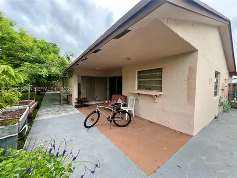 25935 SW 123rd Avenue Homestead FL 33032