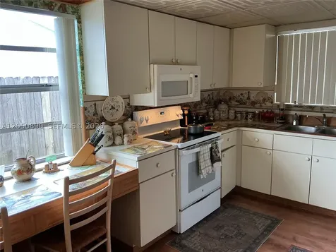 25935 SW 123rd Avenue Homestead FL 33032