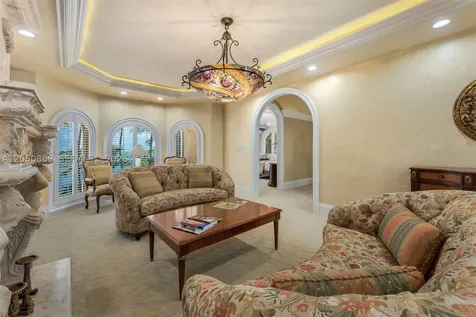 75090 Overseas Highway Islamorada FL 33036