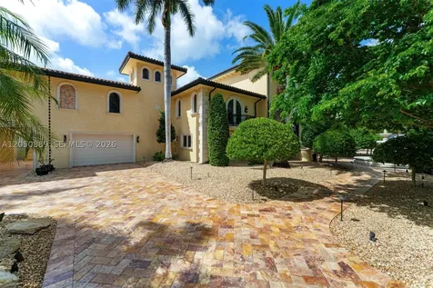 75090 Overseas Highway Islamorada FL 33036