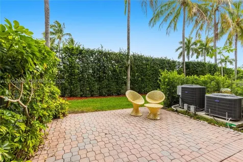 21399 Marina Cove Circle Aventura FL 33180