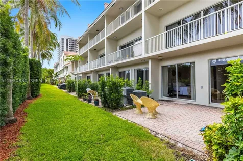21399 Marina Cove Circle Aventura FL 33180