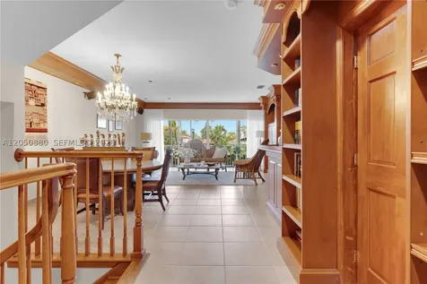 21399 Marina Cove Circle Aventura FL 33180