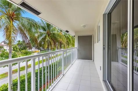 21399 Marina Cove Circle Aventura FL 33180