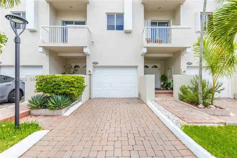 21399 Marina Cove Circle Aventura FL 33180