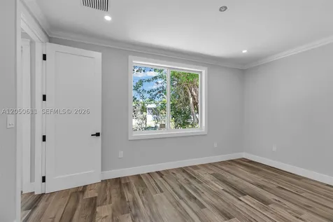68 Coral Way Key Largo FL 33037