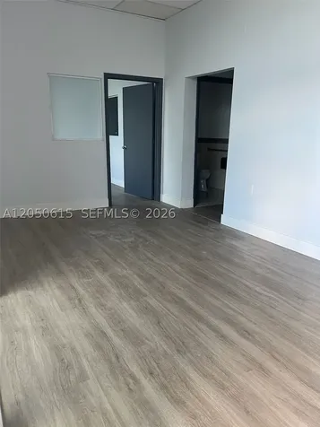 7620 NW 25th Street Miami FL 33122