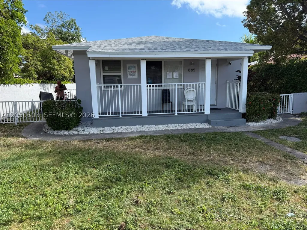 885 SW 29th Avenue Miami FL 33135