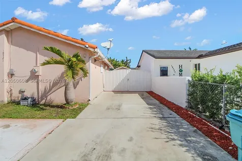 19721 SW 122nd Place Miami FL 33177