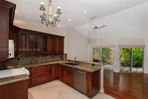 9852 NW 9th Court Plantation FL 33324