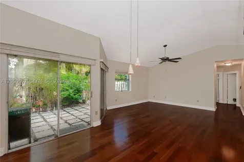 9852 NW 9th Court Plantation FL 33324
