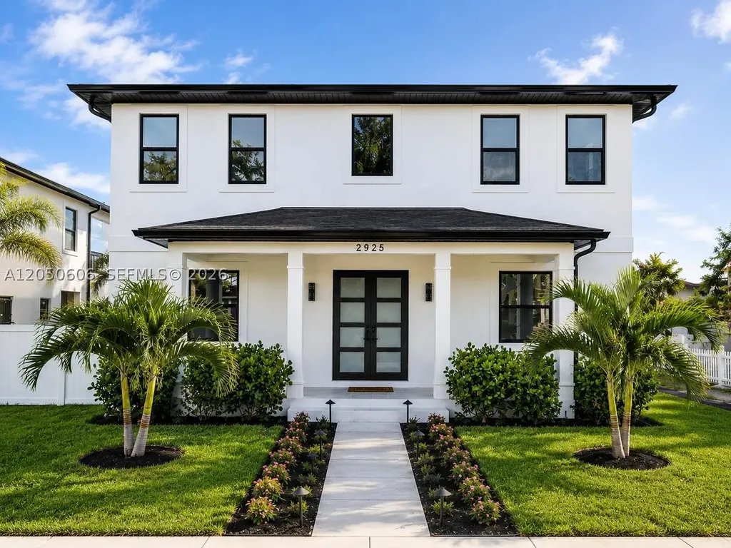 2925 13th Street N St Petersburg FL 33704
