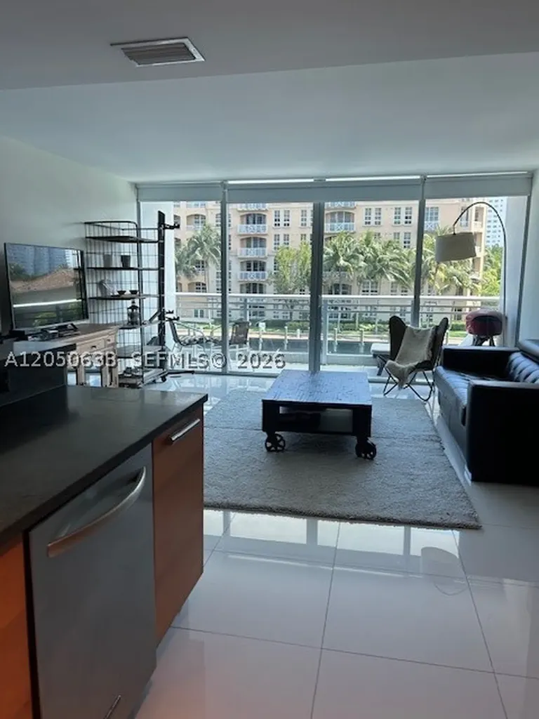 2950 NE 188th Street Aventura FL 33180