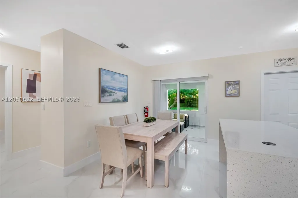 1021 NE 3rd Avenue Fort Lauderdale FL 33304