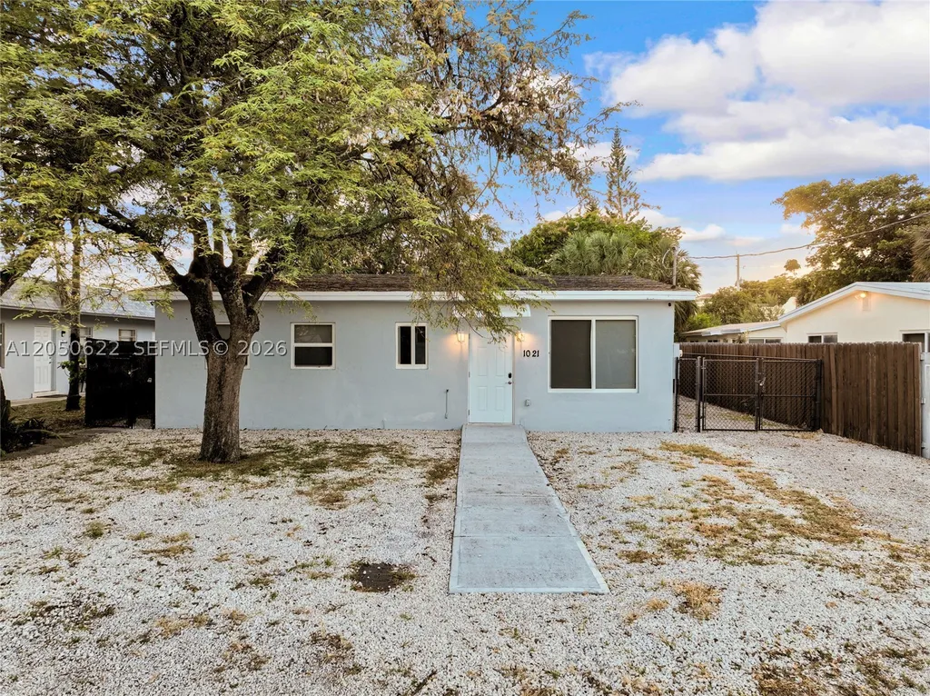1021 NE 3rd Avenue Fort Lauderdale FL 33304