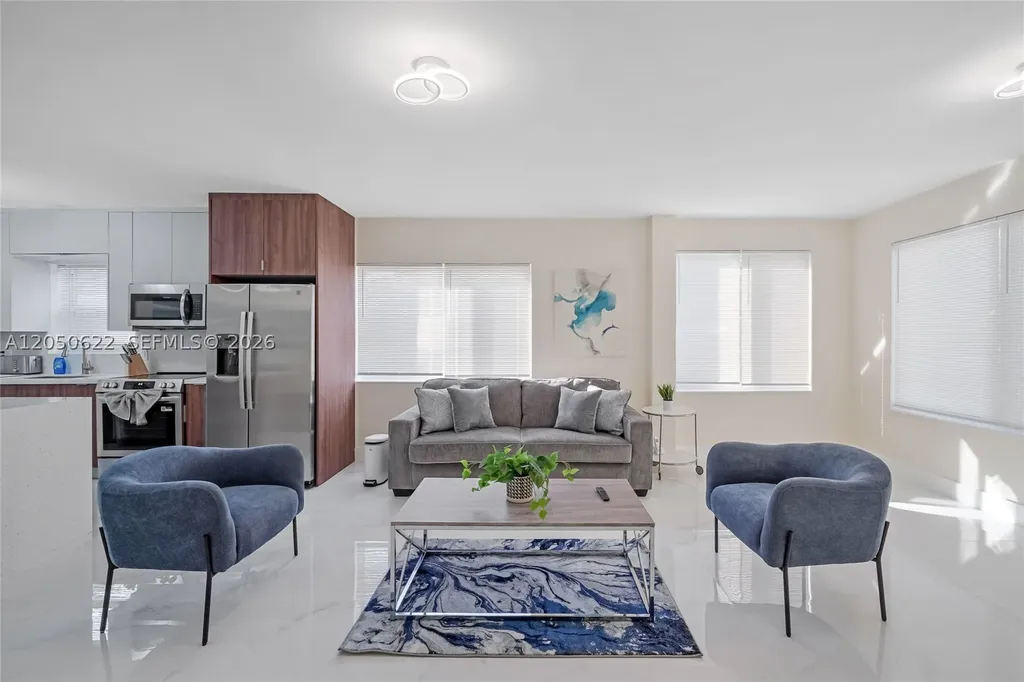 1021 NE 3rd Avenue Fort Lauderdale FL 33304