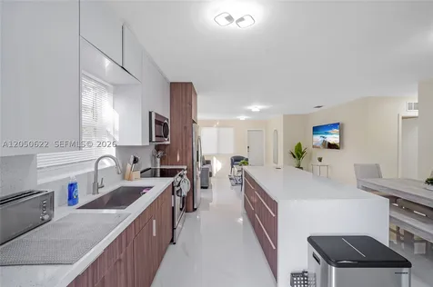 1021 NE 3rd Avenue Fort Lauderdale FL 33304