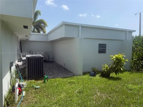 4708 Bayberry Lane Tamarac FL 33319
