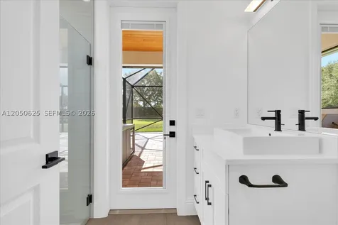 520 Caroline Drive Vero Beach FL 32968