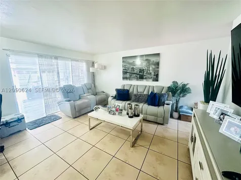 6837 W 19th Court Hialeah FL 33014