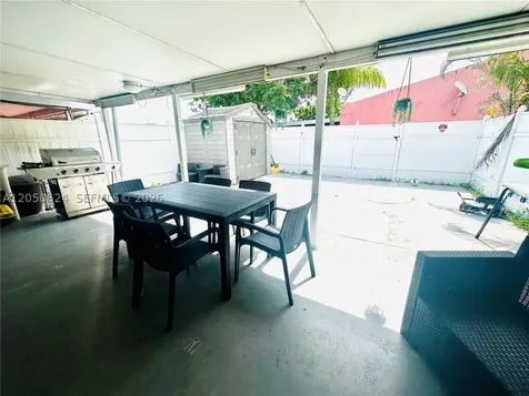 6837 W 19th Court Hialeah FL 33014