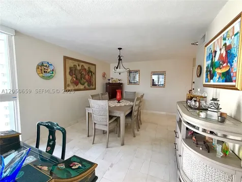 3200 Collins Avenue Miami Beach FL 33140