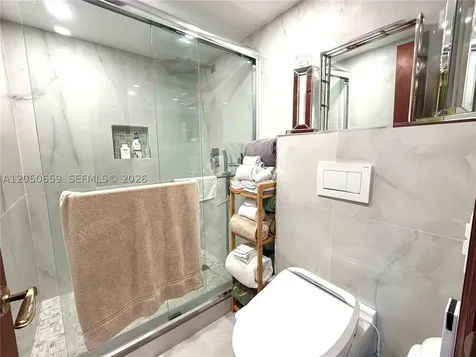 3200 Collins Avenue Miami Beach FL 33140