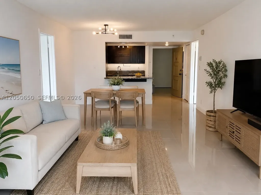 100 Lakeview Drive Weston FL 33326