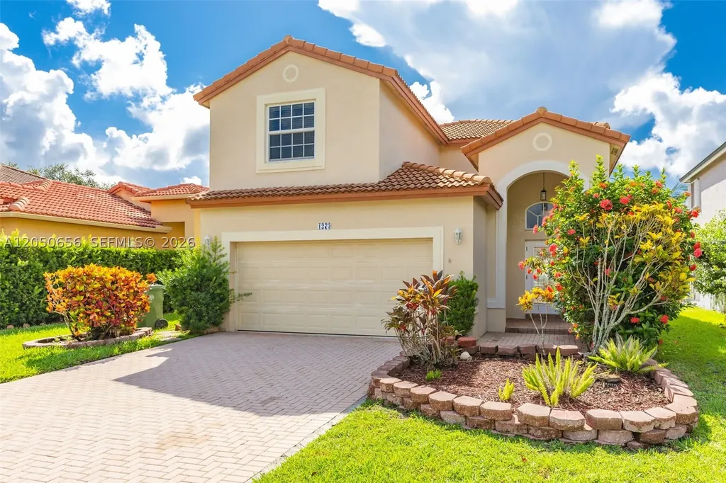 1273 NW 192nd Terrace Pembroke Pines FL 33029