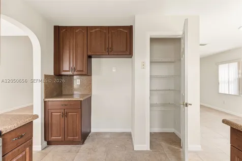 1273 NW 192nd Terrace Pembroke Pines FL 33029