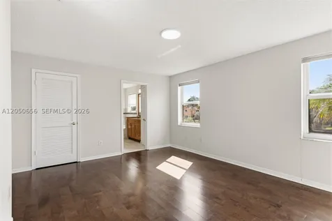 1273 NW 192nd Terrace Pembroke Pines FL 33029