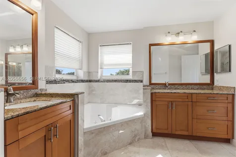 1273 NW 192nd Terrace Pembroke Pines FL 33029