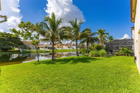 1273 NW 192nd Terrace Pembroke Pines FL 33029