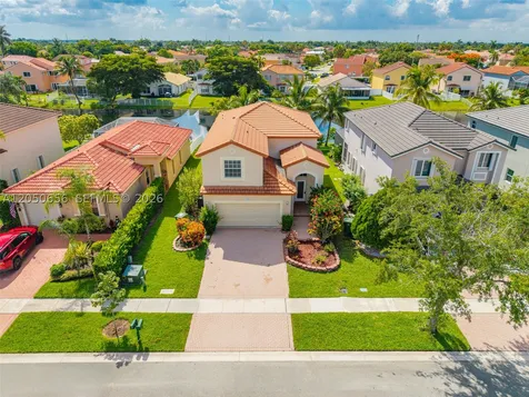 1273 NW 192nd Terrace Pembroke Pines FL 33029