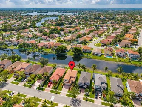 1273 NW 192nd Terrace Pembroke Pines FL 33029
