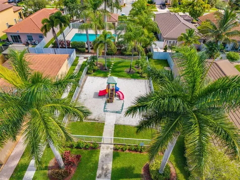1273 NW 192nd Terrace Pembroke Pines FL 33029