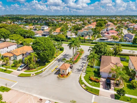 1273 NW 192nd Terrace Pembroke Pines FL 33029