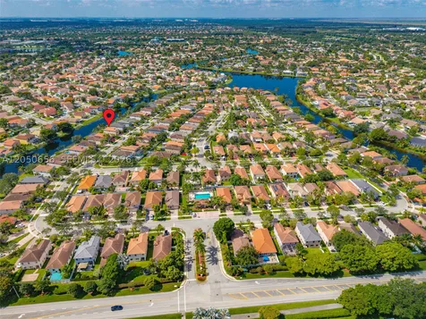 1273 NW 192nd Terrace Pembroke Pines FL 33029