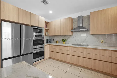 8910 NW 98th Court Doral FL 33178