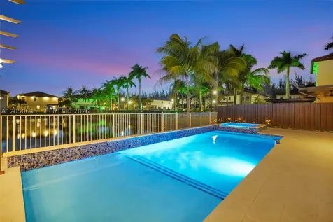 8910 NW 98th Court Doral FL 33178