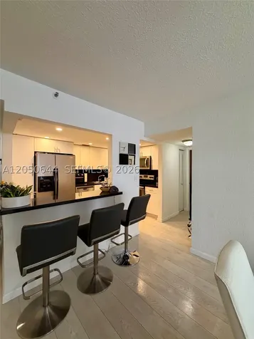 20850 San Simeon Way Miami FL 33179