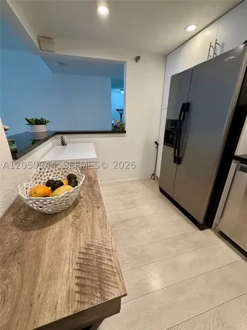 20850 San Simeon Way Miami FL 33179