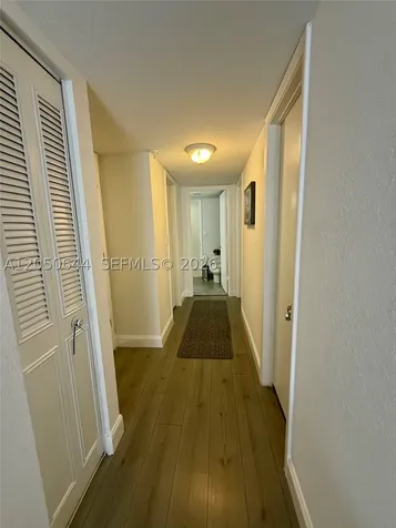 20850 San Simeon Way Miami FL 33179