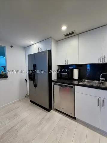 20850 San Simeon Way Miami FL 33179