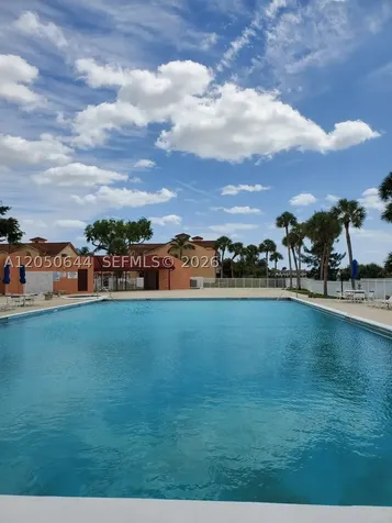 20850 San Simeon Way Miami FL 33179