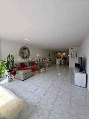 20850 San Simeon Way Miami FL 33179