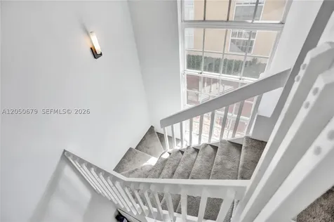 3135 Gifford Lane Miami FL 33133
