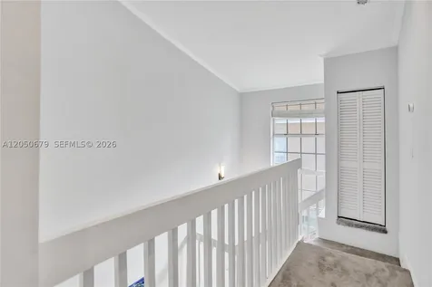 3135 Gifford Lane Miami FL 33133